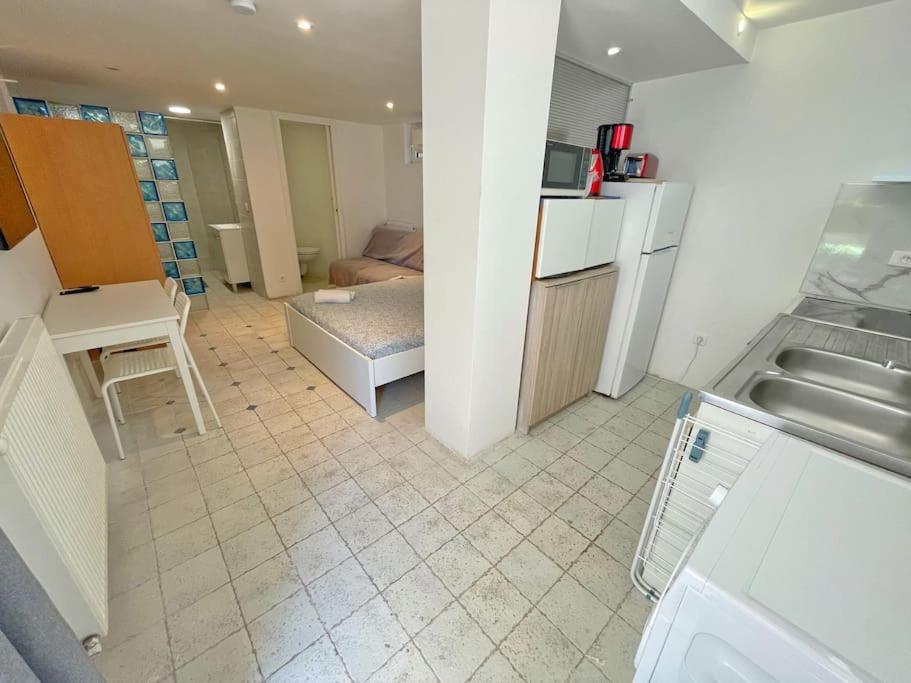 Villa 4 Appartements - Proche Centre Cagnes-sur-Mer Extérieur photo