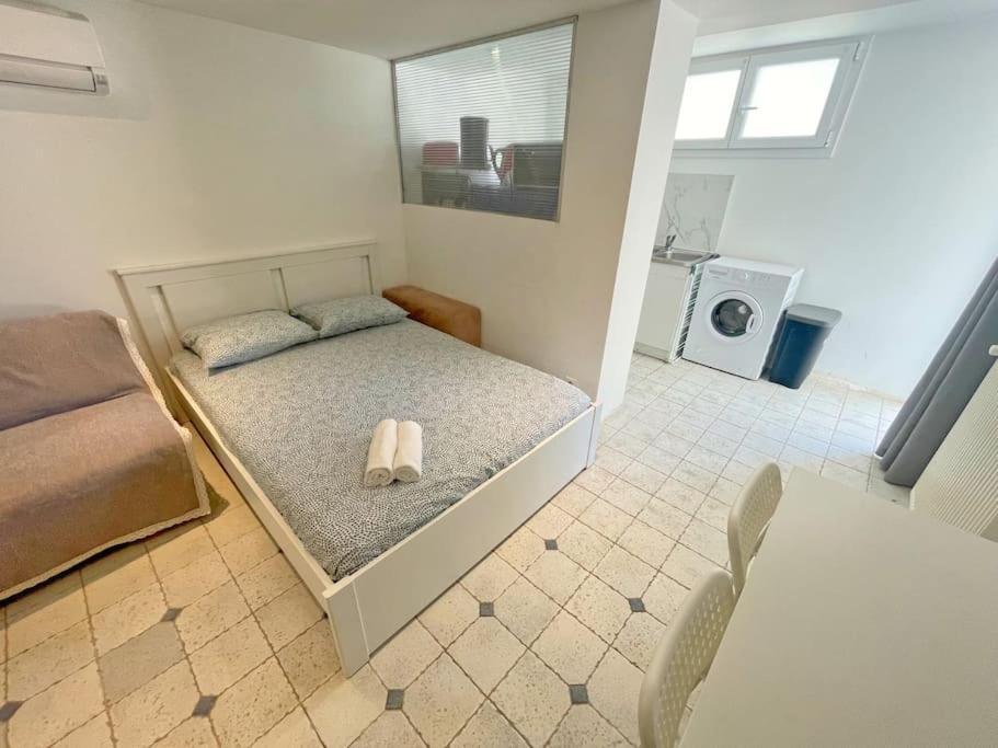 Villa 4 Appartements - Proche Centre Cagnes-sur-Mer Extérieur photo