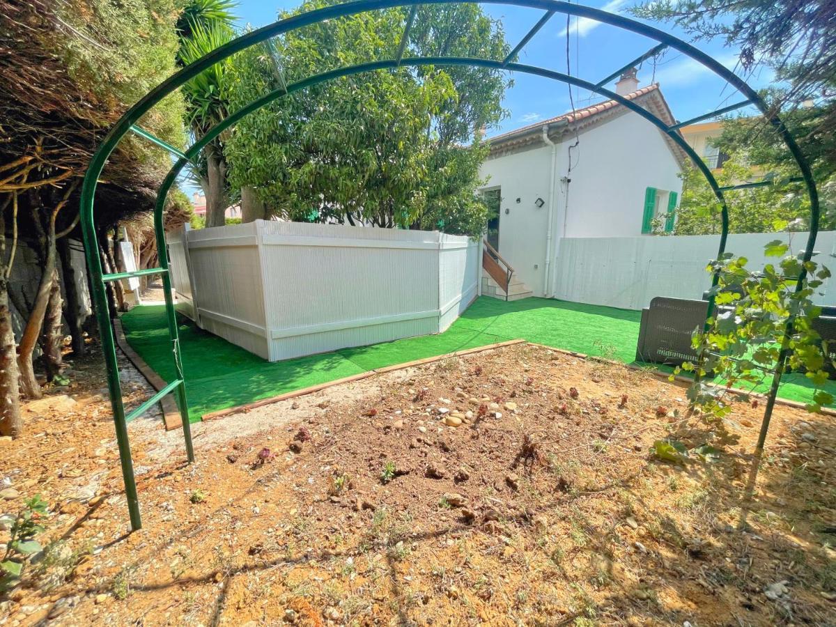 Villa 4 Appartements - Proche Centre Cagnes-sur-Mer Extérieur photo